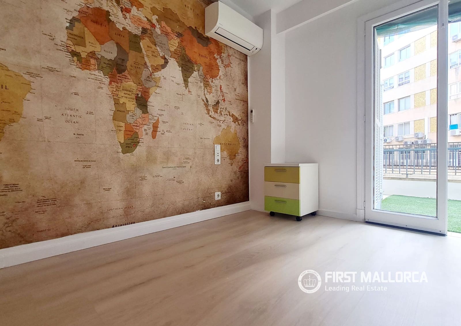 3 bedroom Apartment for rent in Palma de Mallorca with garage - € 2,800 (Ref: 8064333)