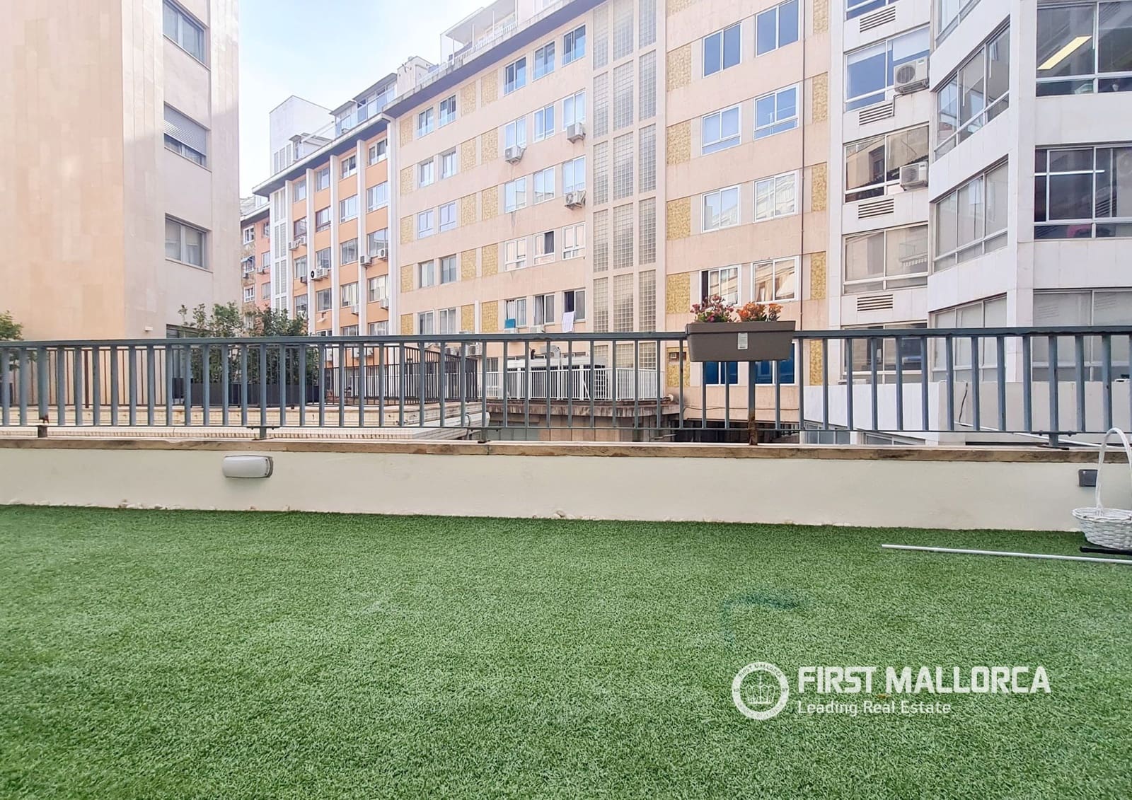 3 bedroom Apartment for rent in Palma de Mallorca with garage - € 2,800 (Ref: 8064333)