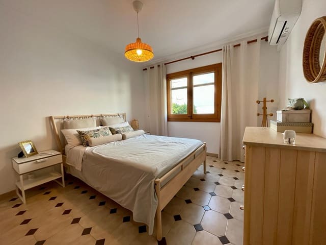 3 soveværelse Lejlighed til leje i Playas de Muro / Platges de Muro, Muro - € 2.250 (Ref: 8064342)