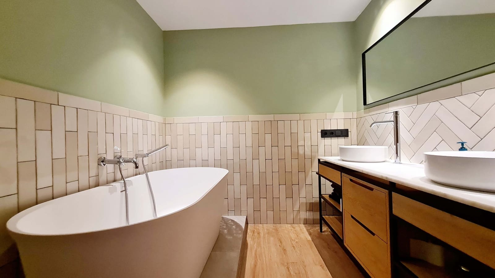 2 soverom Leilighet til leie i Palma de Mallorca - € 2 500 (Ref: 8082967)