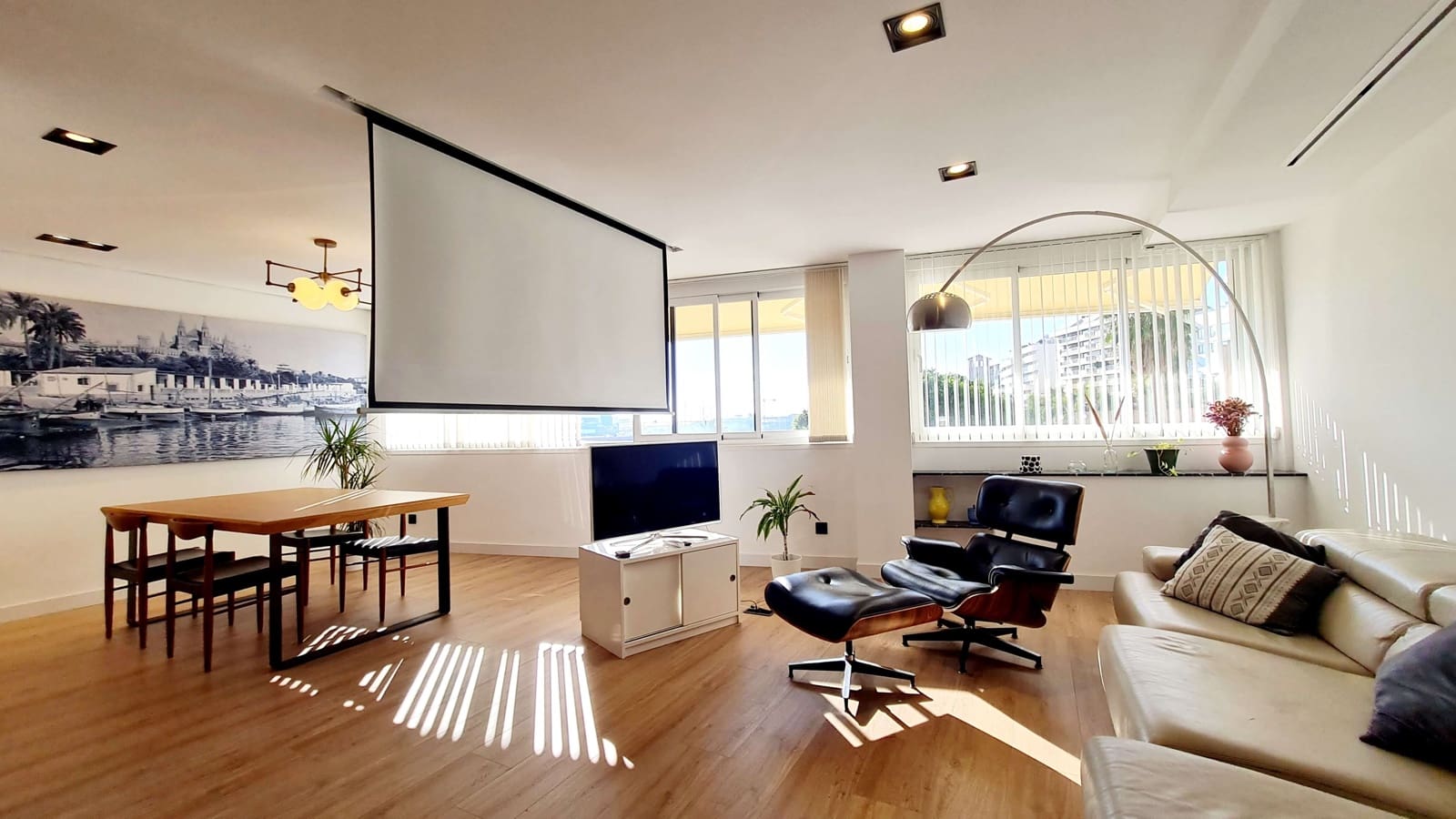 2 soverom Leilighet til leie i Palma de Mallorca - € 2 500 (Ref: 8082967)