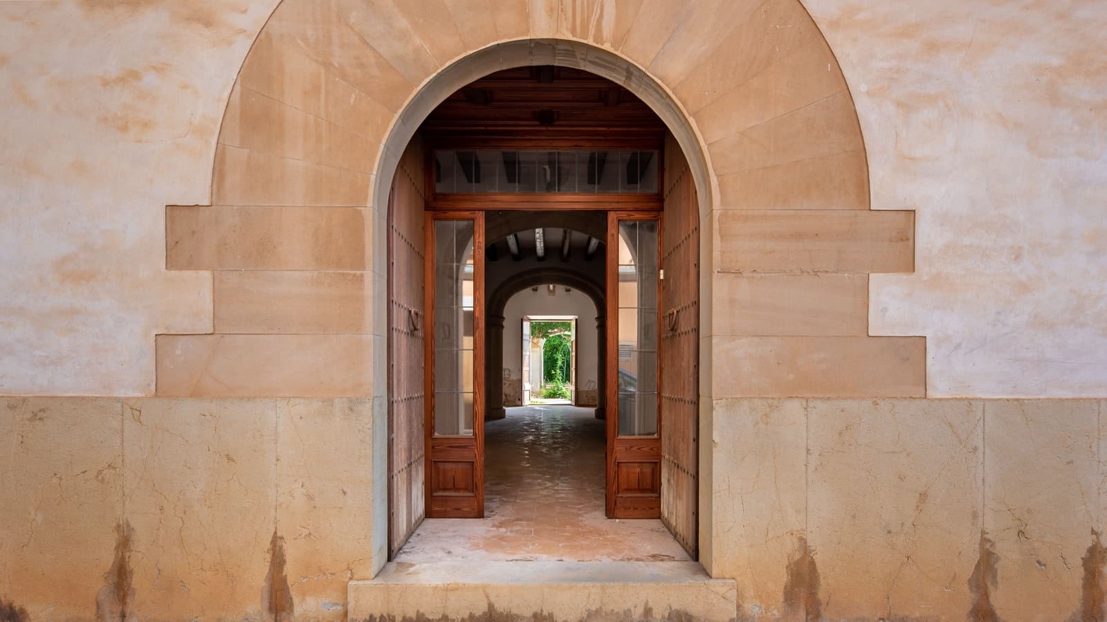 Huis te koop in Campos met garage - € 2.700.000 (Ref: 8092471)