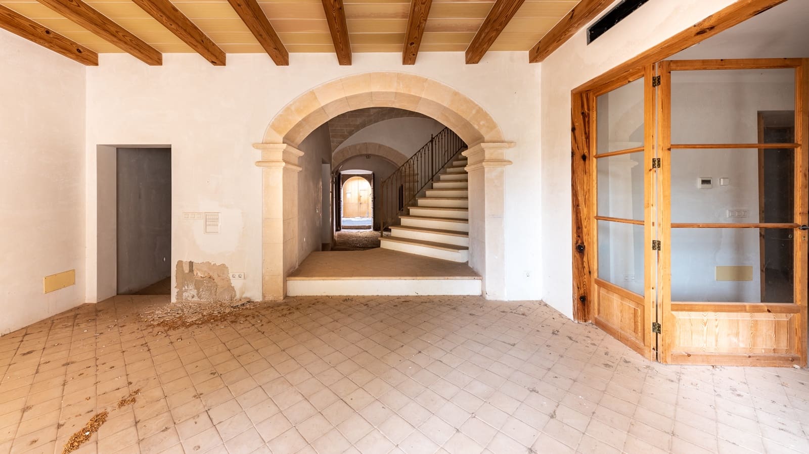 Huis te koop in Campos met garage - € 2.700.000 (Ref: 8092471)