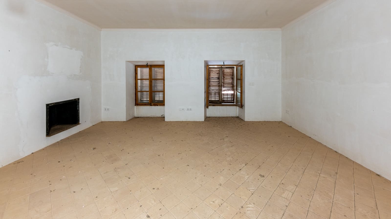 Huis te koop in Campos met garage - € 2.700.000 (Ref: 8092471)