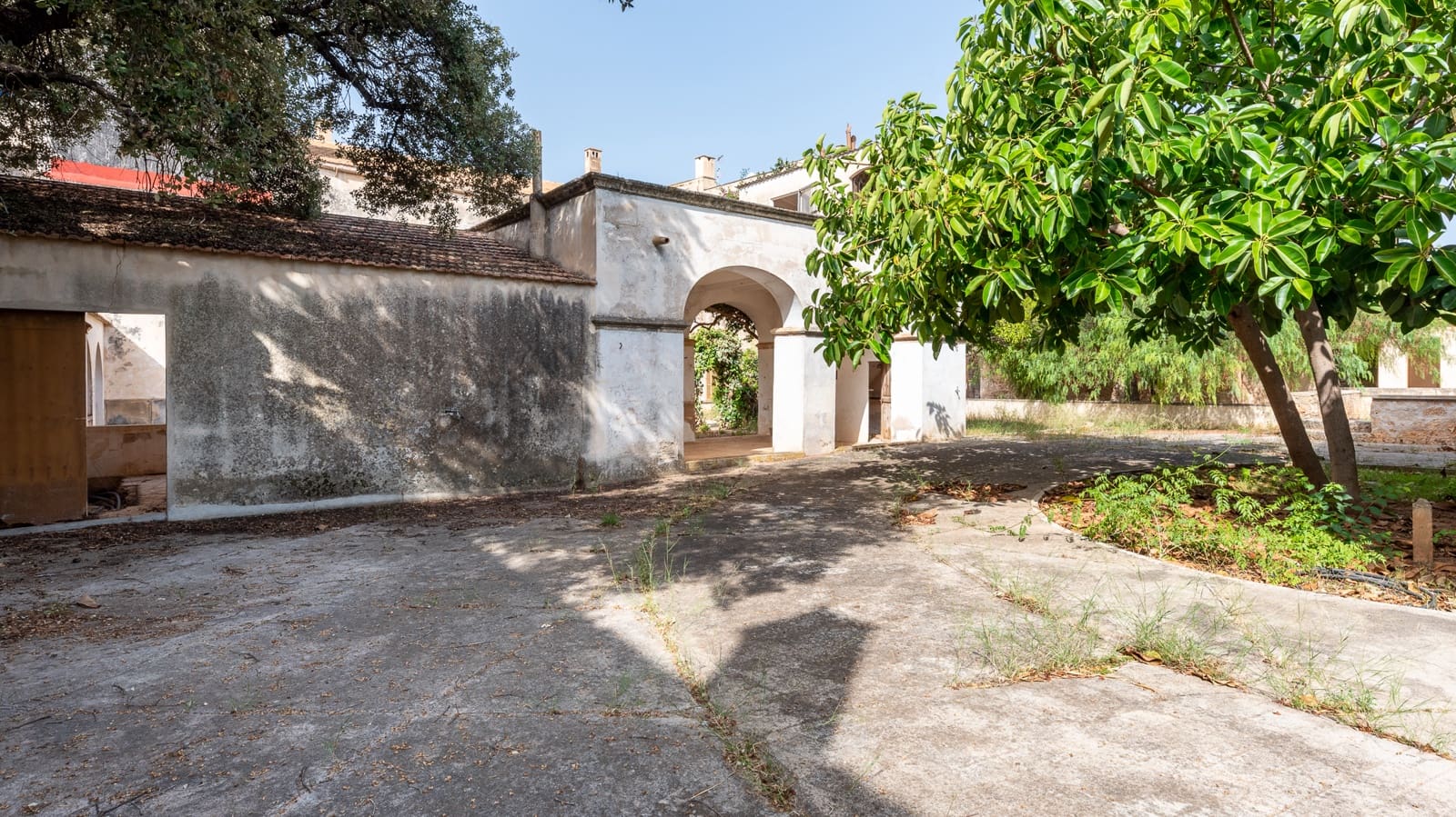 Huis te koop in Campos met garage - € 2.700.000 (Ref: 8092471)