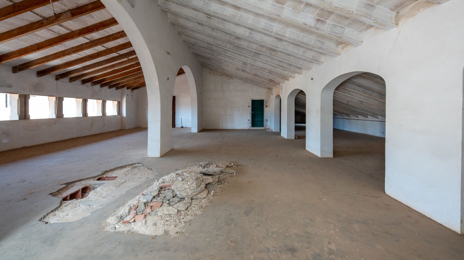 Huis te koop in Campos met garage - € 2.700.000 (Ref: 8092471)