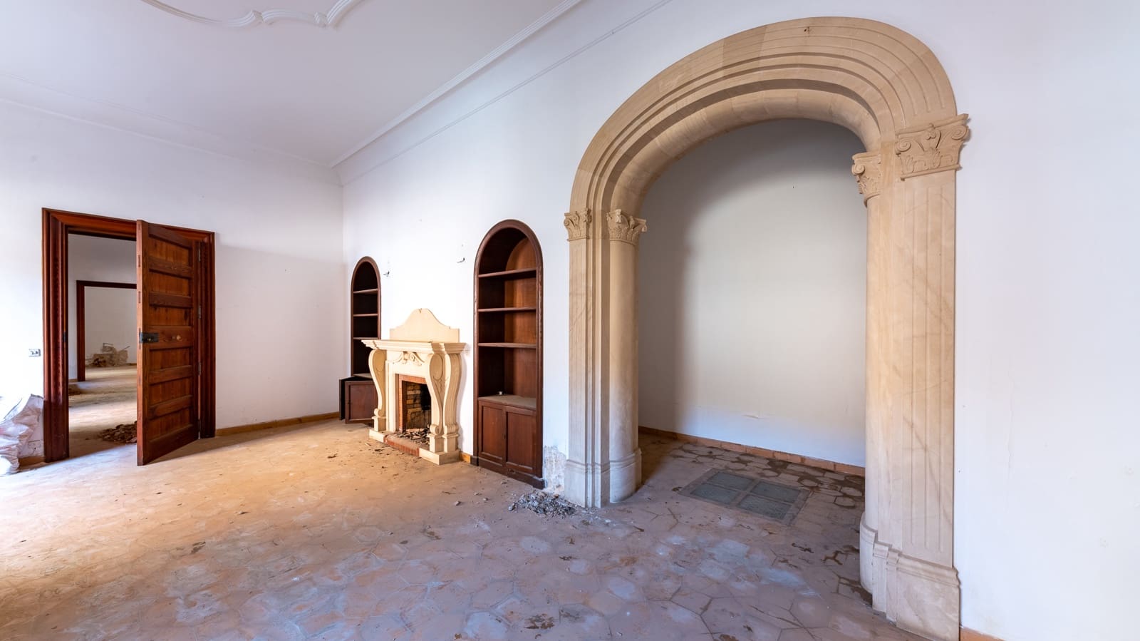 Huis te koop in Campos met garage - € 2.700.000 (Ref: 8092471)