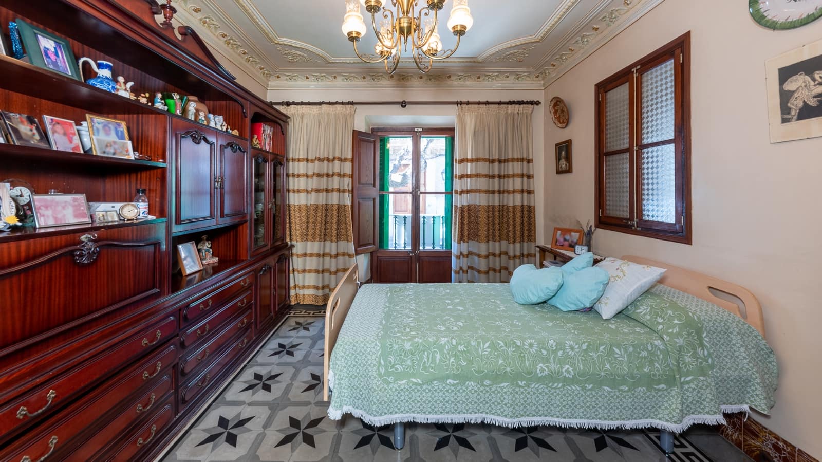 6 soveværelse Byhus til salg i Soller med garage - € 1.100.000 (Ref: 8099991)