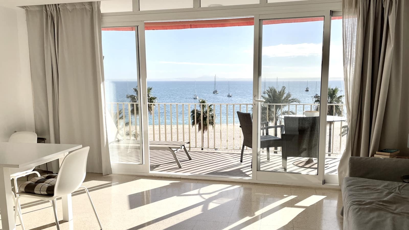 1 sovrum Lägenhet att hyra i Palmanova med garage - 2 200 € (Ref: 8099992)