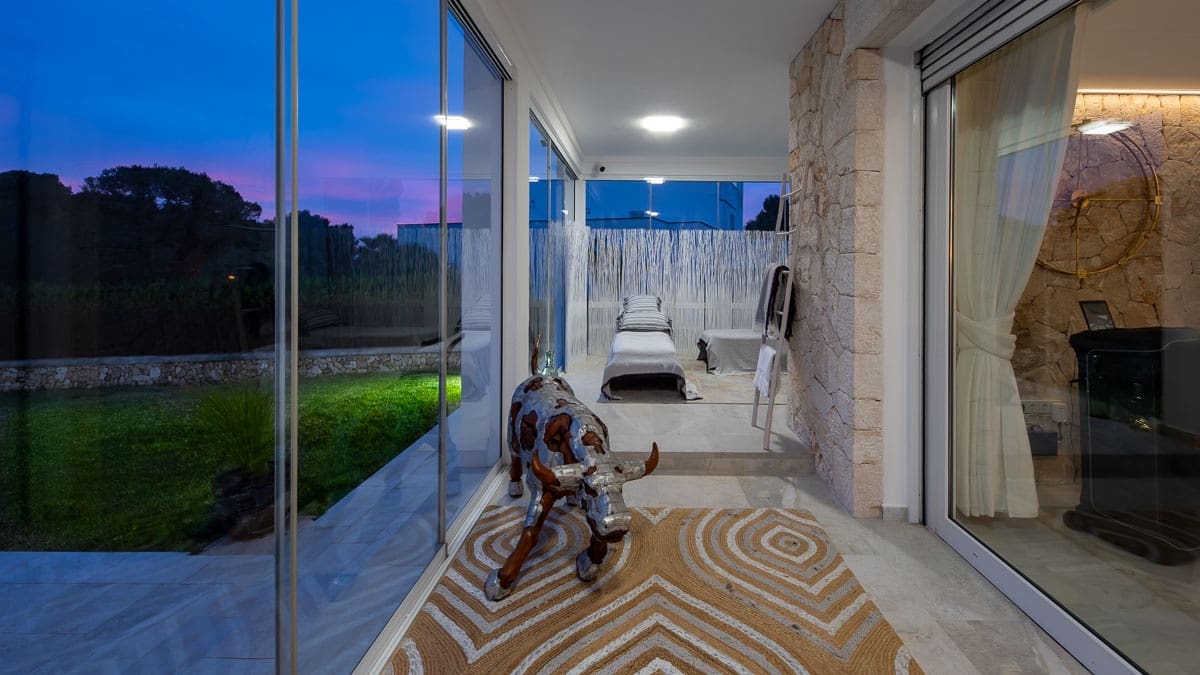 4 soverom Villa til salgs i Cala d'Or med svømmebasseng garasje - € 2 500 000 (Ref: 8136014)