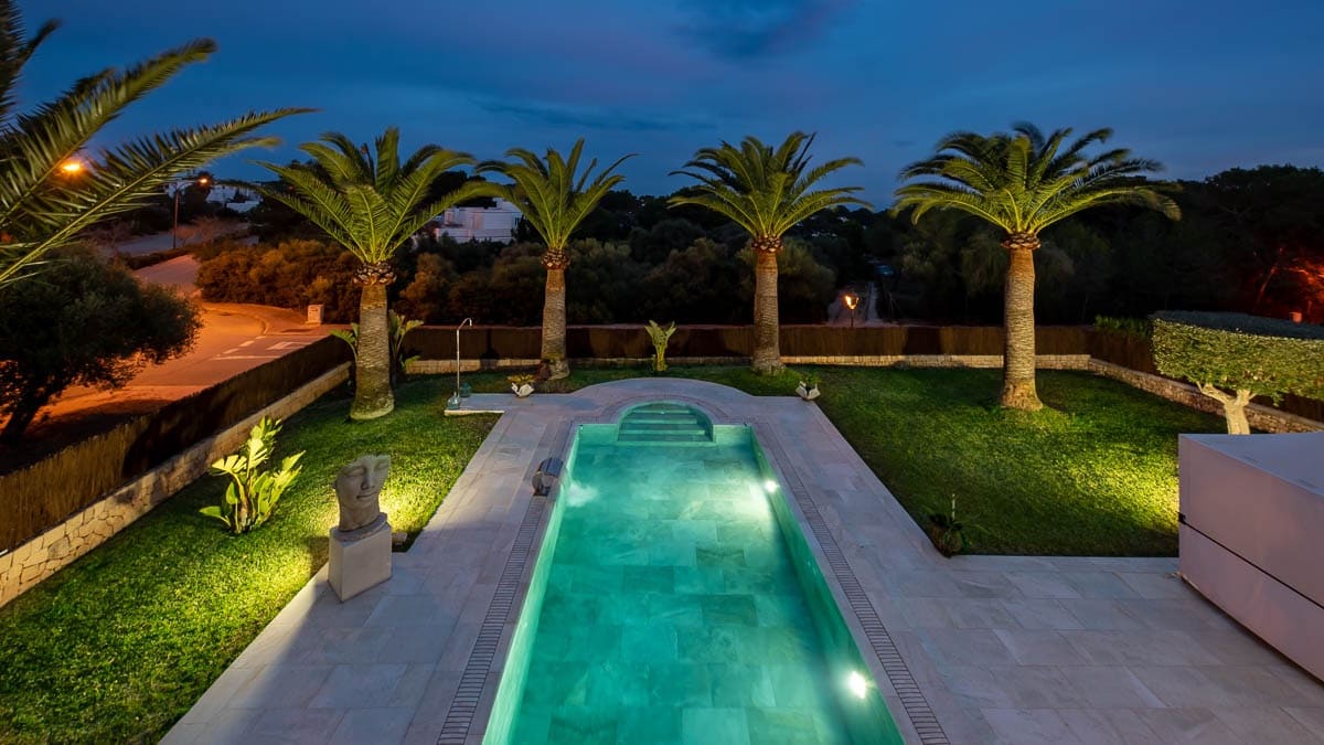 4 soverom Villa til salgs i Cala d'Or med svømmebasseng garasje - € 2 500 000 (Ref: 8136014)