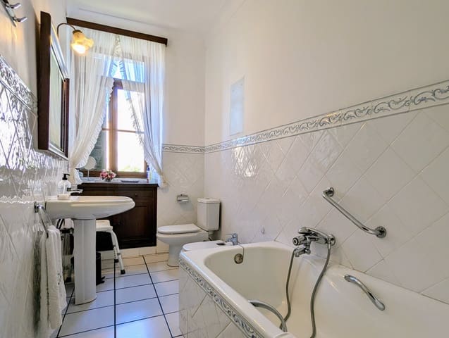 6 soveværelse Byhus til salg i Sóller med garage - € 1.700.000 (Ref: 8147020)