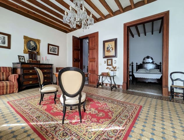 6 soveværelse Byhus til salg i Sóller med garage - € 1.700.000 (Ref: 8147020)