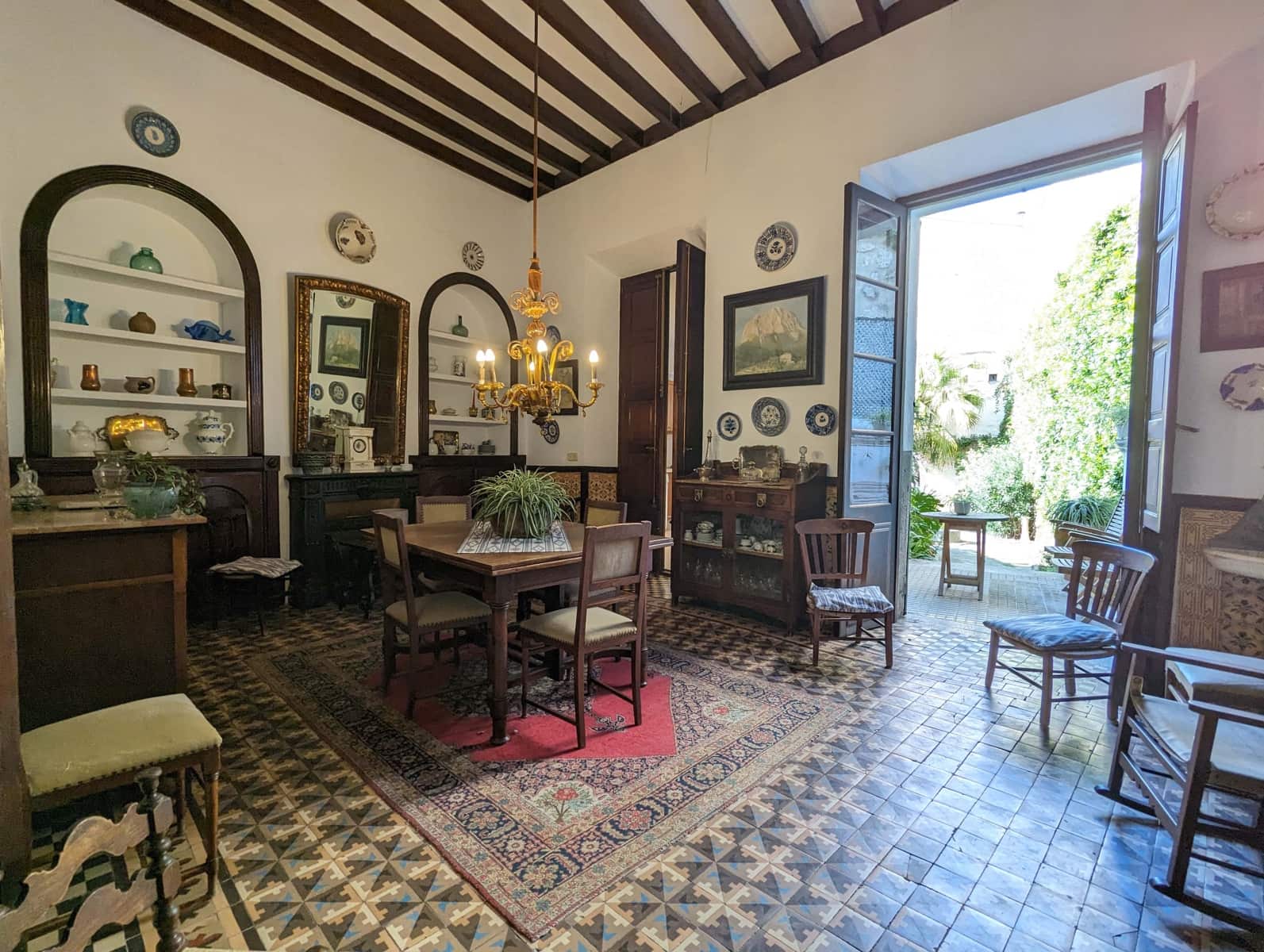 6 soveværelse Byhus til salg i Soller med garage - € 1.700.000 (Ref: 8147020)