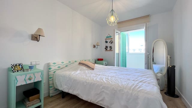 3 bedroom Apartment for sale in Palma de Mallorca - € 465,000 (Ref: 8155905)