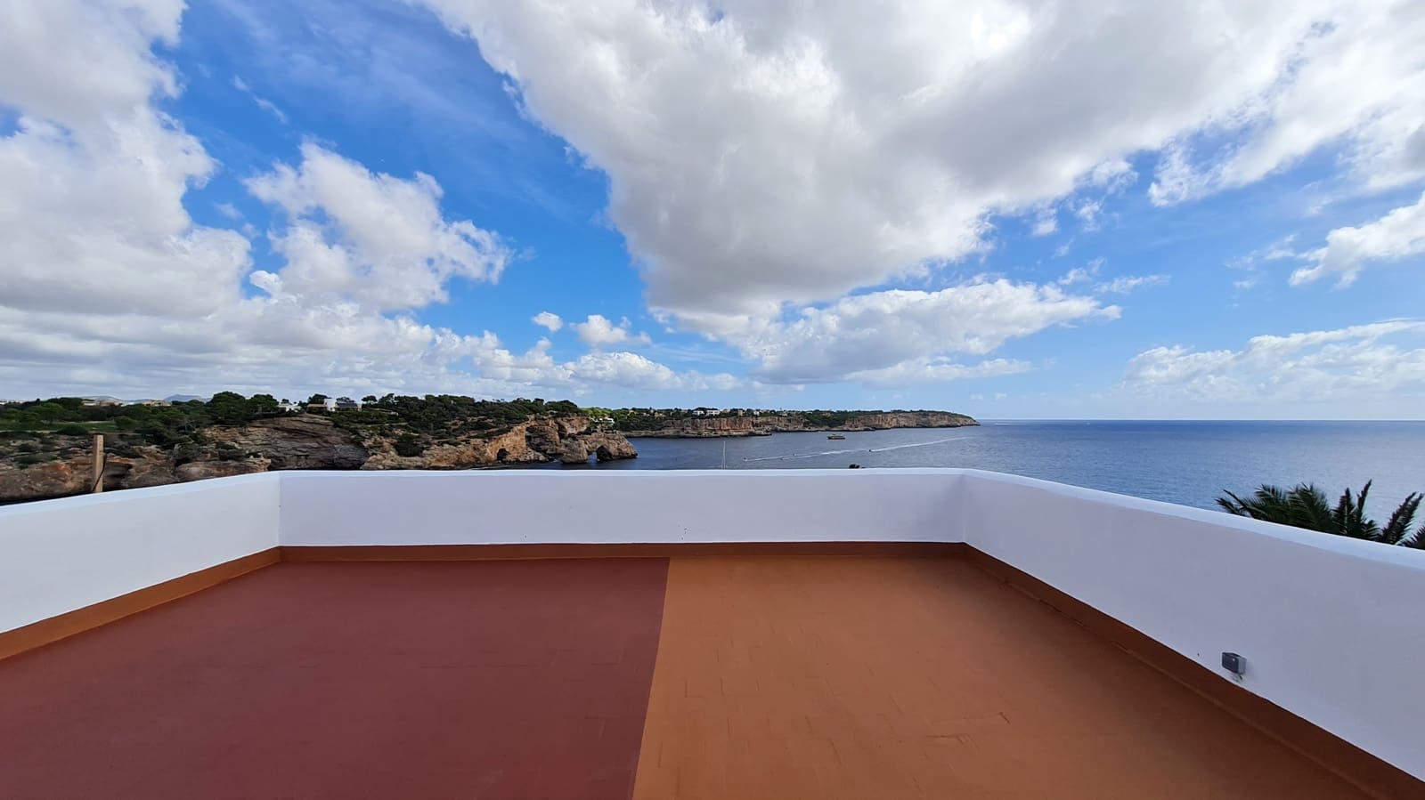 5 sovrum Villa att hyra i Cala Llombards med garage - 3 500 € (Ref: 8181306)