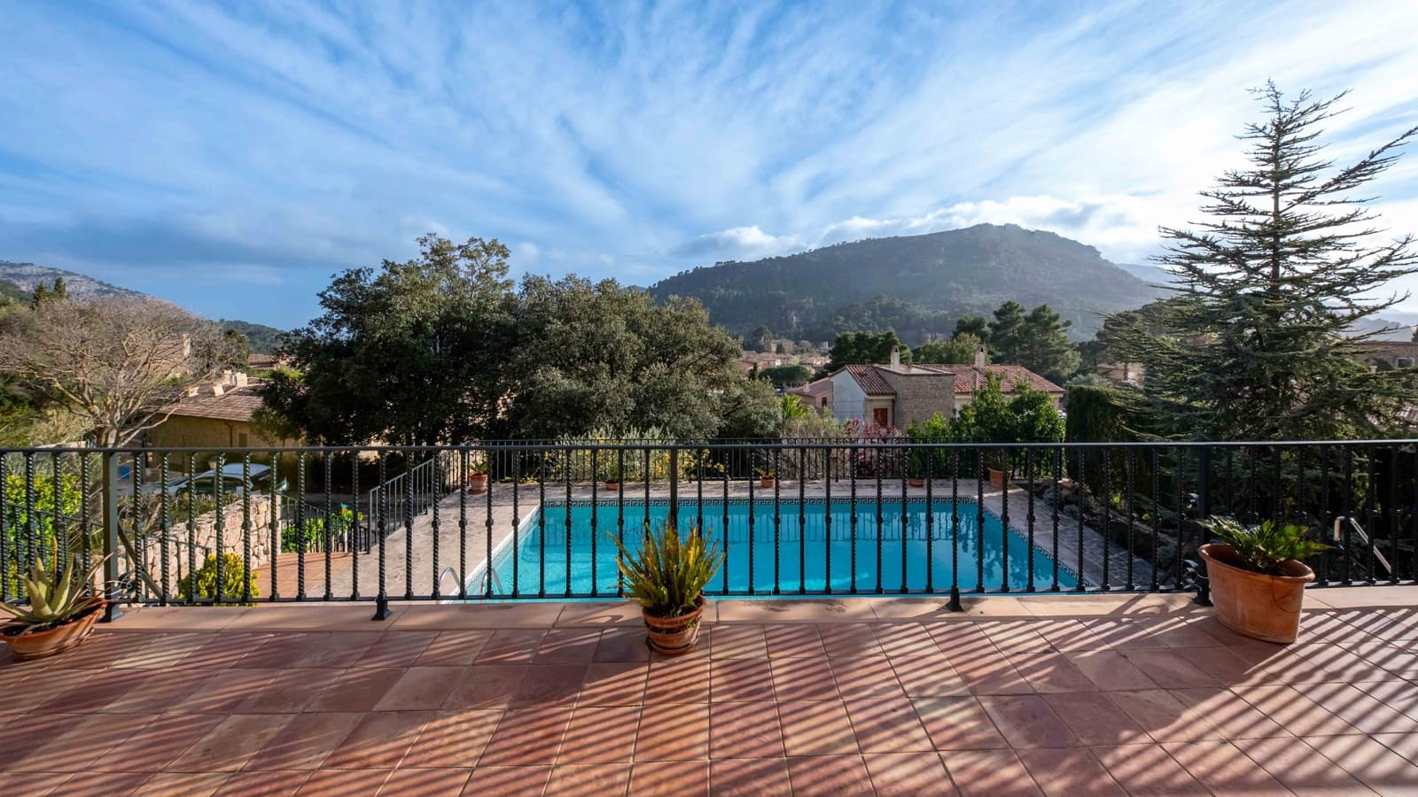 5 soveværelse Villa til salg i Valldemosa med swimmingpool garage - € 3.700.000 (Ref: 8195827)