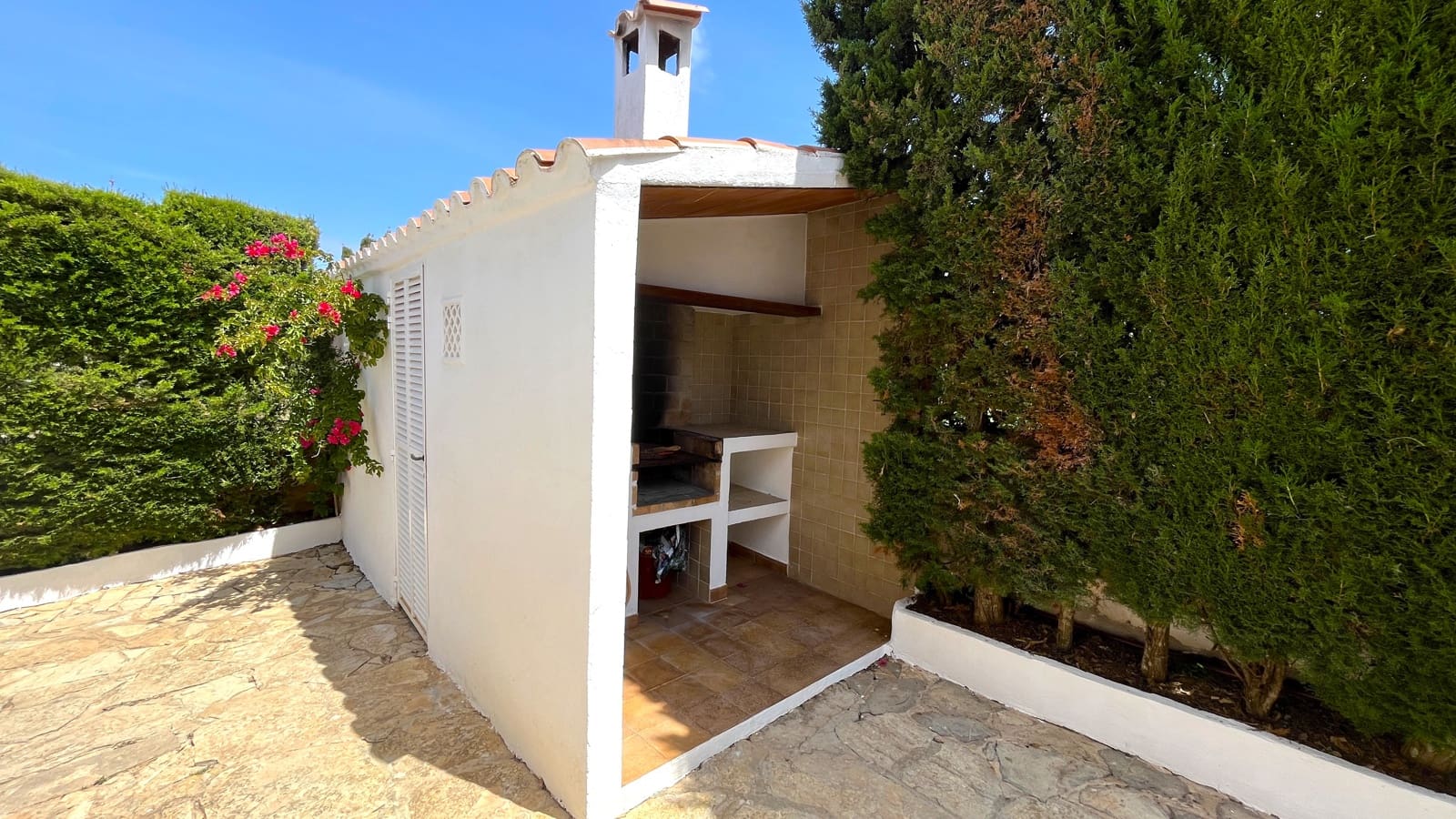 3 slaapkamer Villa te huur in Badia Blava met zwembad garage - € 4.500 (Ref: 8198271)