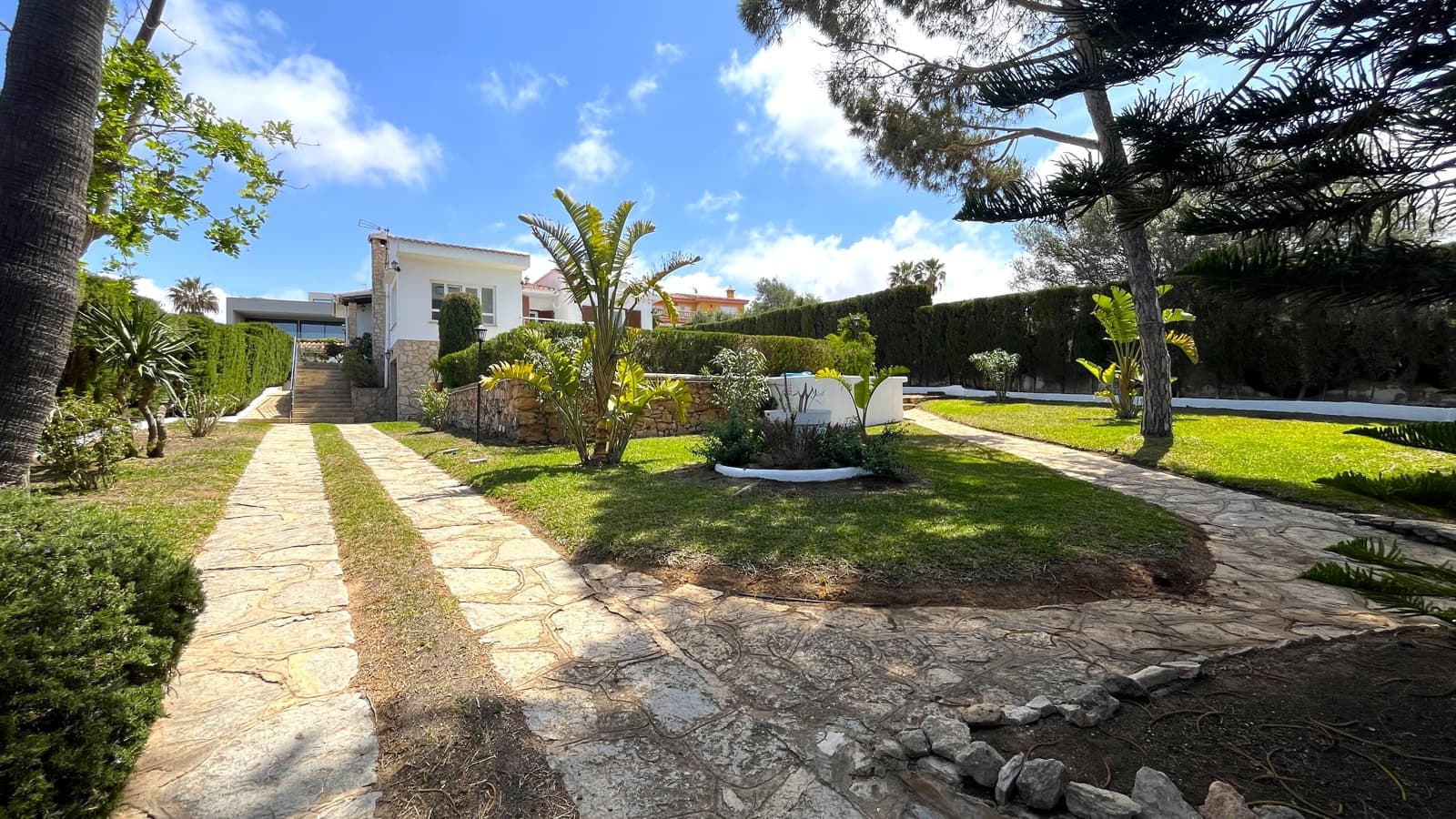 3 slaapkamer Villa te huur in Badia Blava met zwembad garage - € 4.500 (Ref: 8198271)