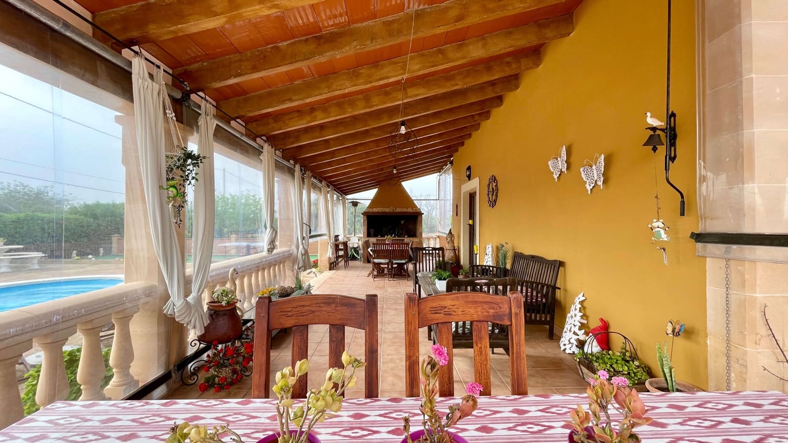 5 soveværelse Finca/Landehus til salg i Sencelles med swimmingpool garage - € 845.000 (Ref: 8210291)