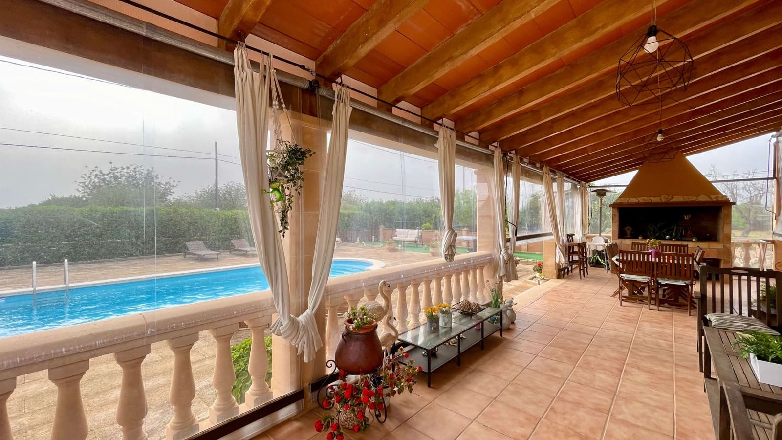 5 soveværelse Finca/Landehus til salg i Sencelles med swimmingpool garage - € 845.000 (Ref: 8210291)