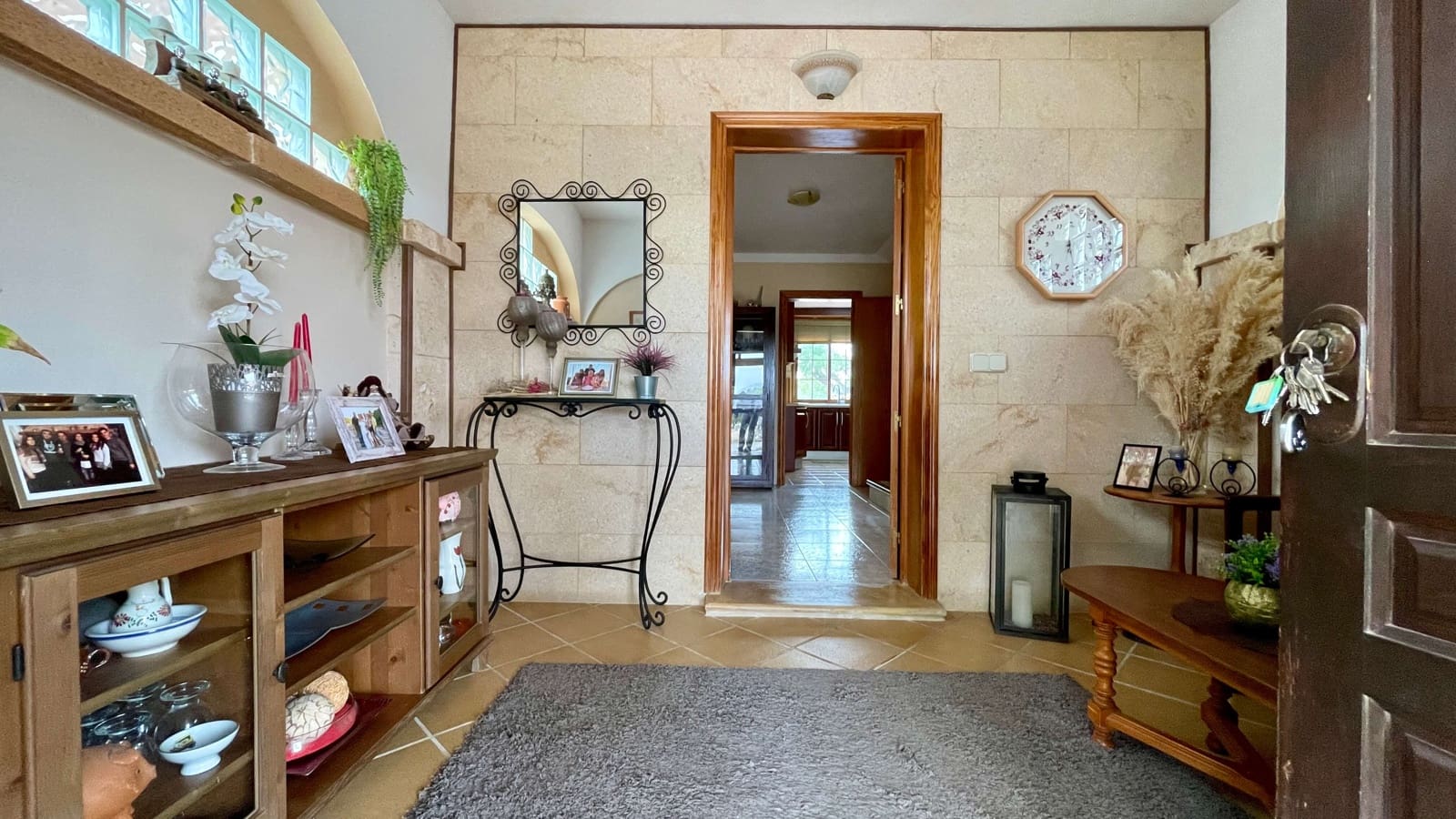 5 soveværelse Finca/Landehus til salg i Sencelles med swimmingpool garage - € 845.000 (Ref: 8210291)