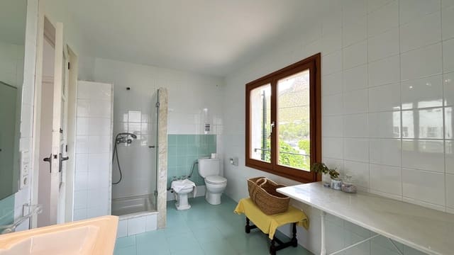 2 soveværelse Lejlighed til leje i Pollensa / Pollença - € 1.800 (Ref: 8215255)