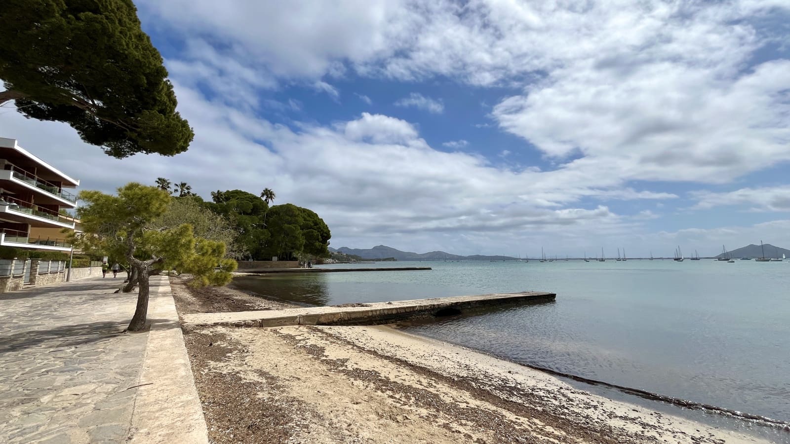 2 soveværelse Lejlighed til leje i Pollensa / Pollenca - € 1.800 (Ref: 8215255)