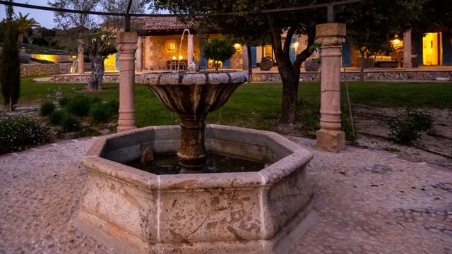 5 soveværelse Finca/Landehus til leje i Pollensa / Pollença med swimmingpool garage - € 10.000 (Ref: 8223885)