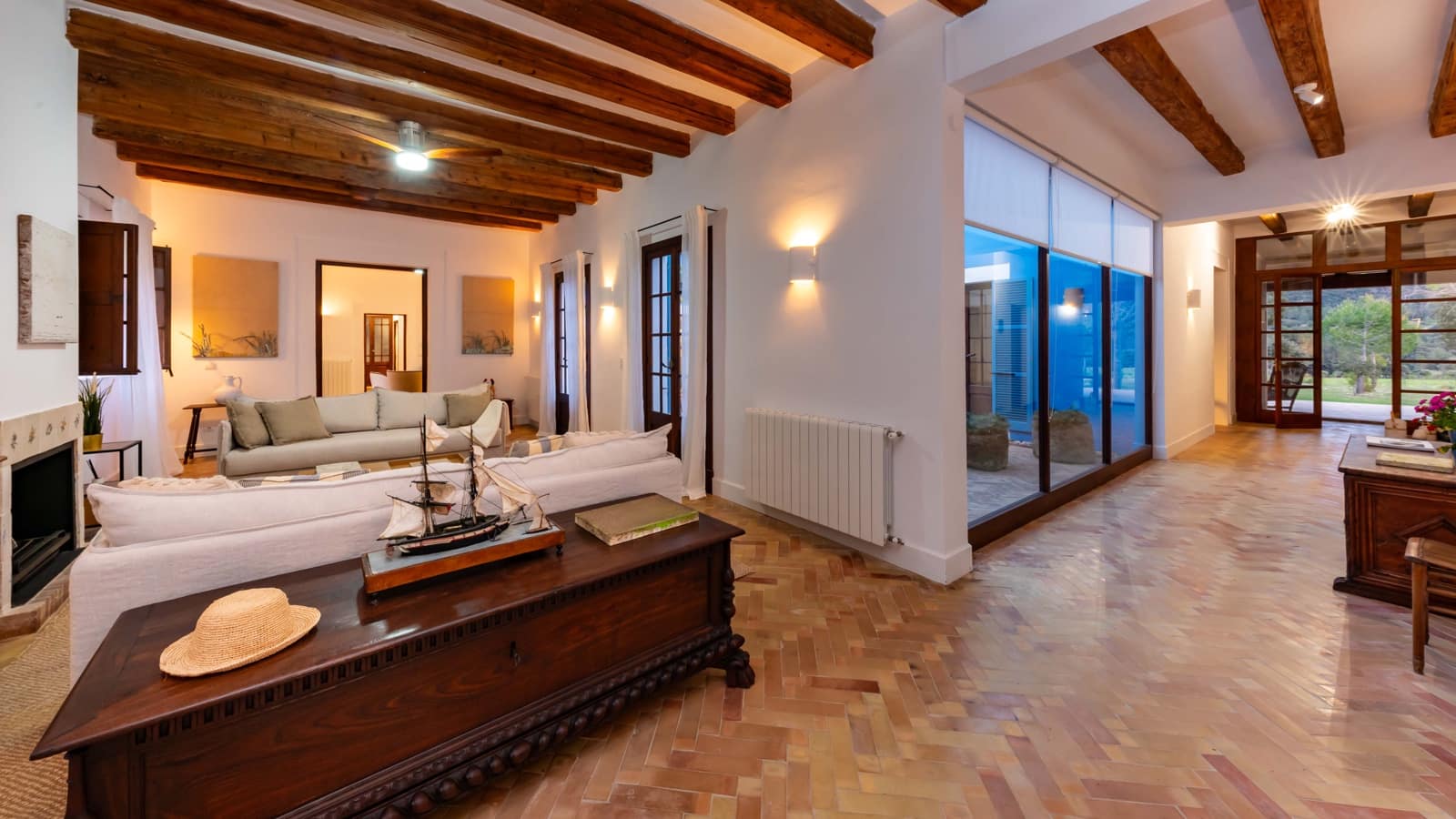 5 soveværelse Finca/Landehus til leje i Pollensa / Pollenca med swimmingpool garage - € 10.000 (Ref: 8223885)