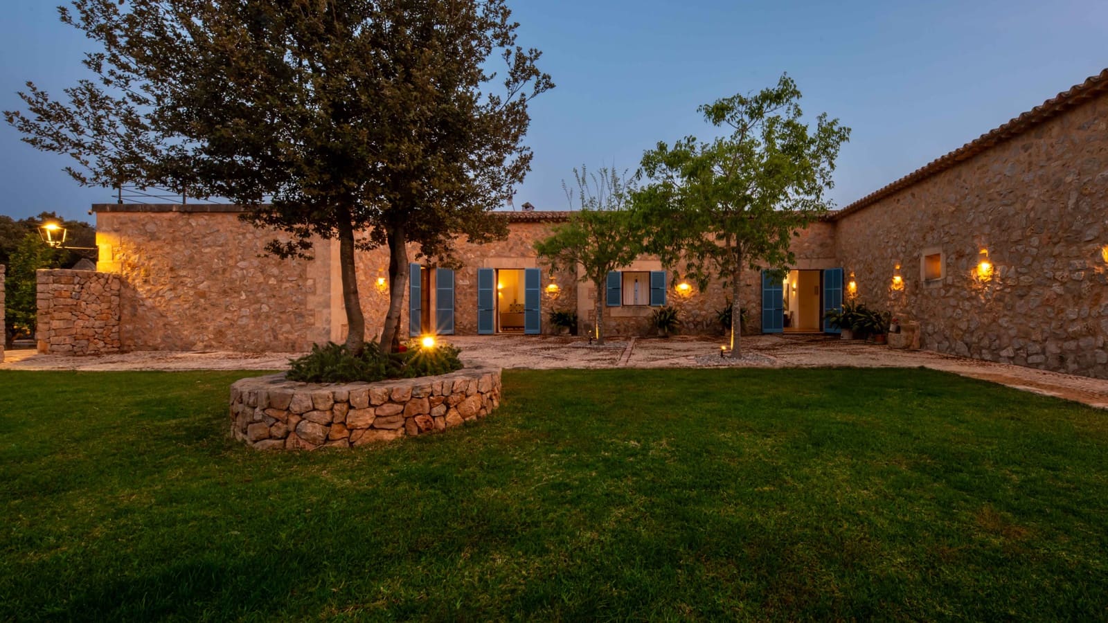 5 soveværelse Finca/Landehus til leje i Pollensa / Pollenca med swimmingpool garage - € 10.000 (Ref: 8223885)