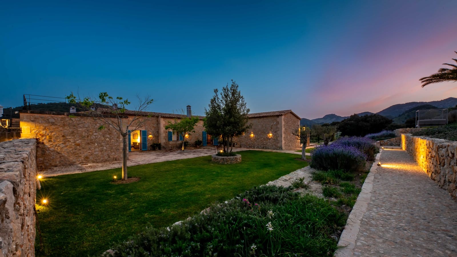 5 soveværelse Finca/Landehus til leje i Pollensa / Pollenca med swimmingpool garage - € 10.000 (Ref: 8223885)