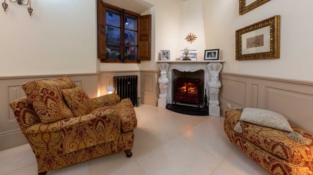 4 chambre Maison de Ville à vendre à Calvià Pueblo, Calvià avec garage - 1 795 000 € (Ref: 8239665)