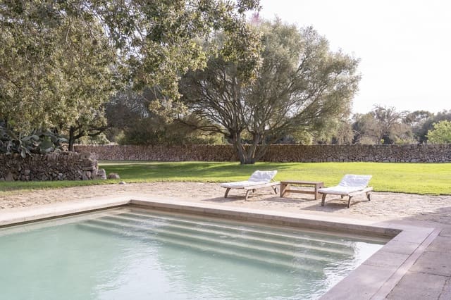 6 bedroom Finca/Country House for rent in Llucmajor with pool garage - € 25,000 (Ref: 8286062)