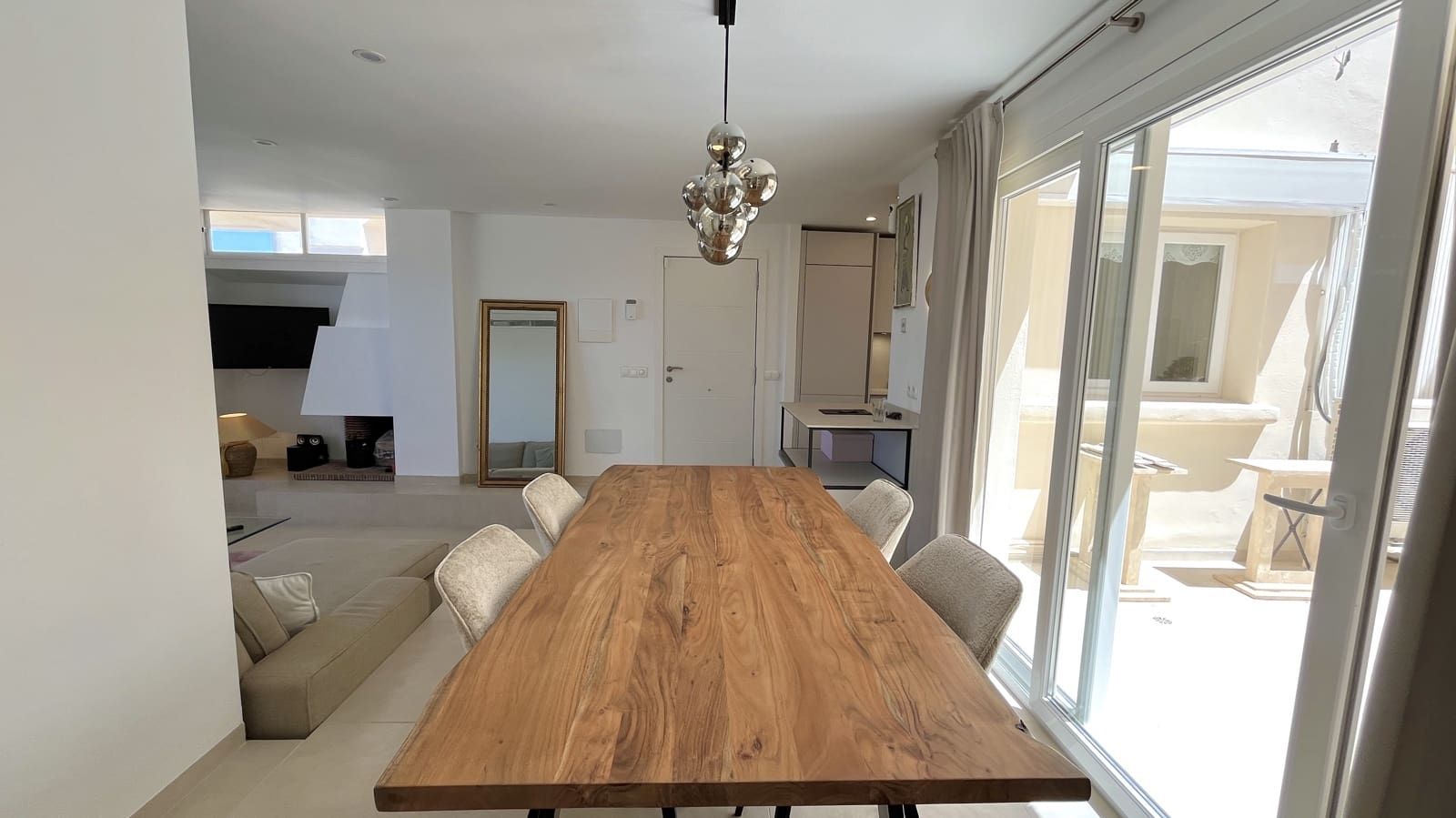 2 bedroom Apartment for rent in Santa Ponsa - € 3,000 (Ref: 8295308)