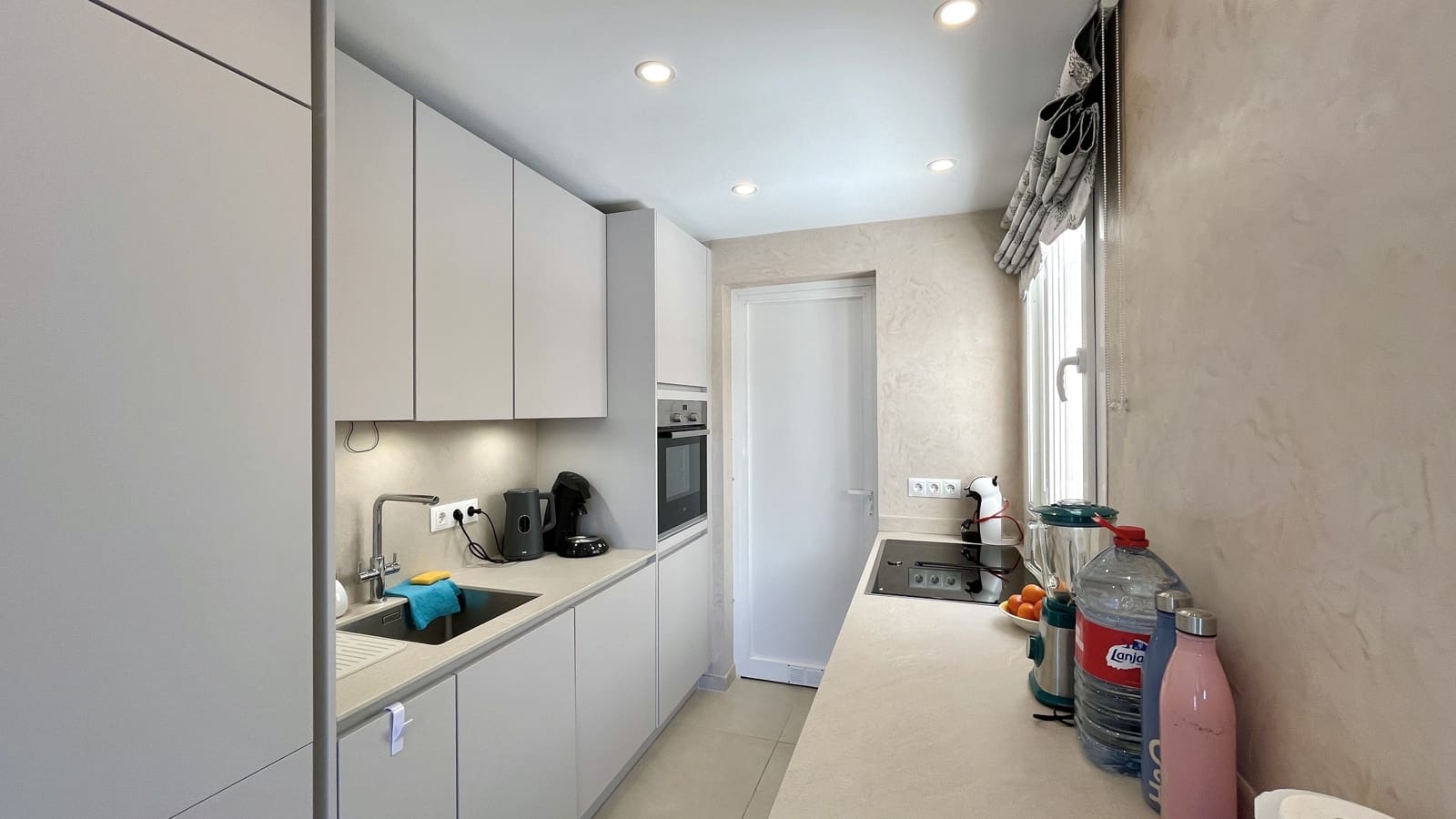 2 bedroom Apartment for rent in Santa Ponsa - € 3,000 (Ref: 8295308)