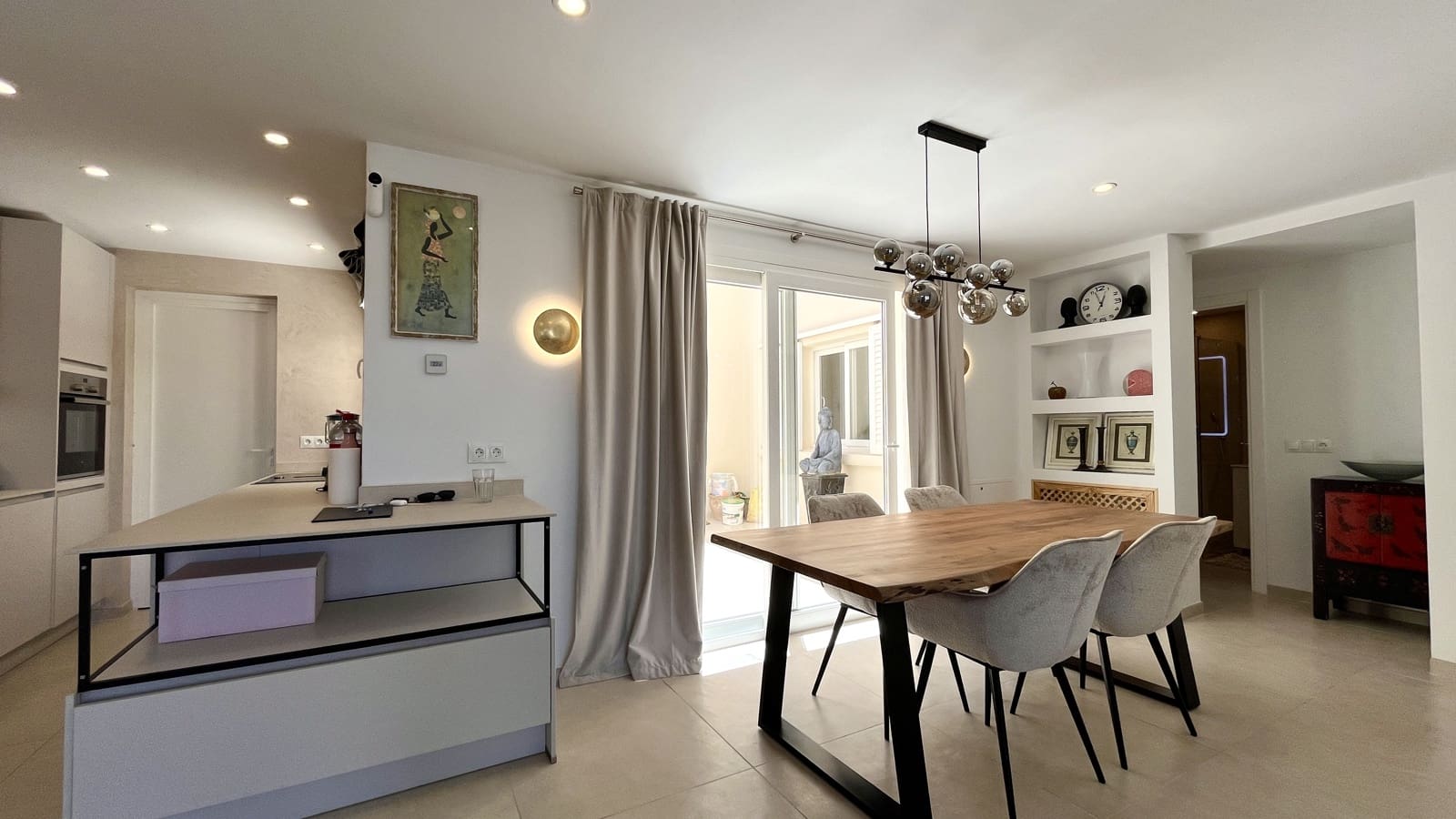 2 bedroom Apartment for rent in Santa Ponsa - € 3,000 (Ref: 8295308)