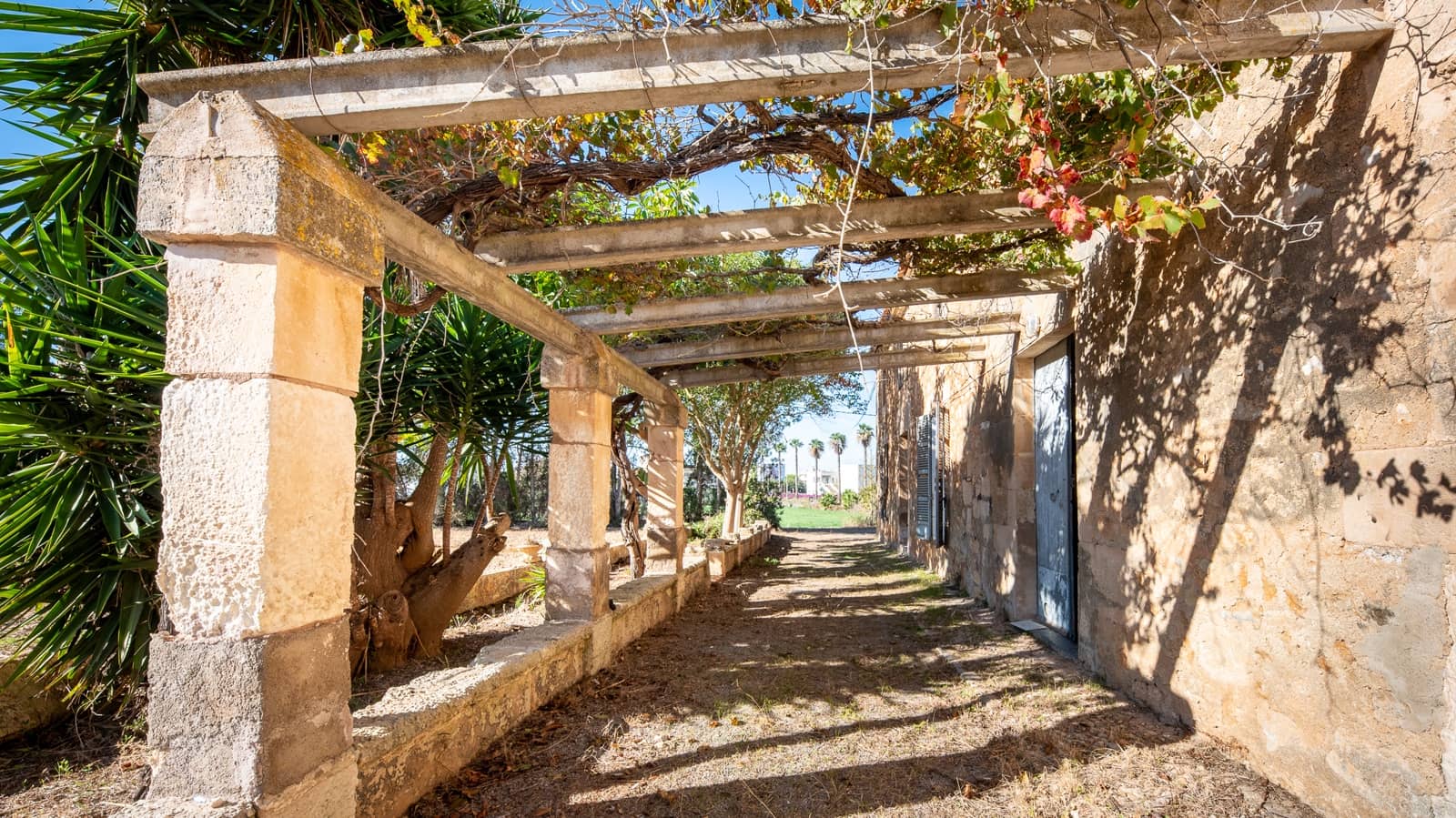 7 Zimmer Finca/Landgut zu verkaufen in Manacor mit Garage - 750.000 € (Ref: 8301965)