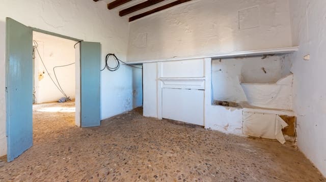 7 Zimmer Finca/Landgut zu verkaufen in Manacor mit Garage - 750.000 € (Ref: 8301965)