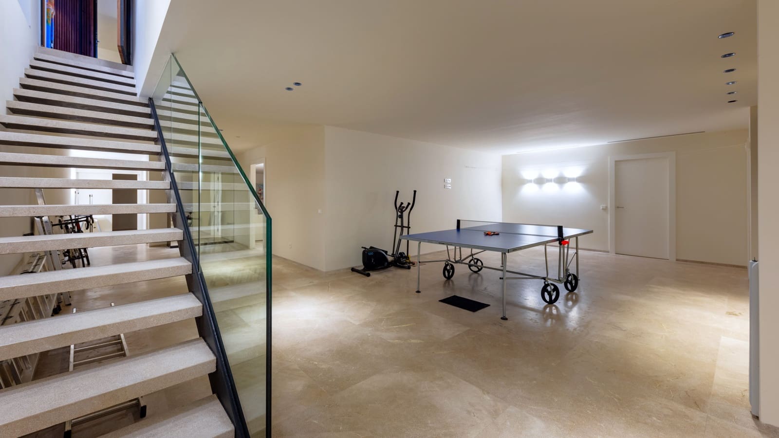 7 quarto Moradia para venda em Puerto de Andratx com piscina garagem - 6 900 000 € (Ref: 8301966)