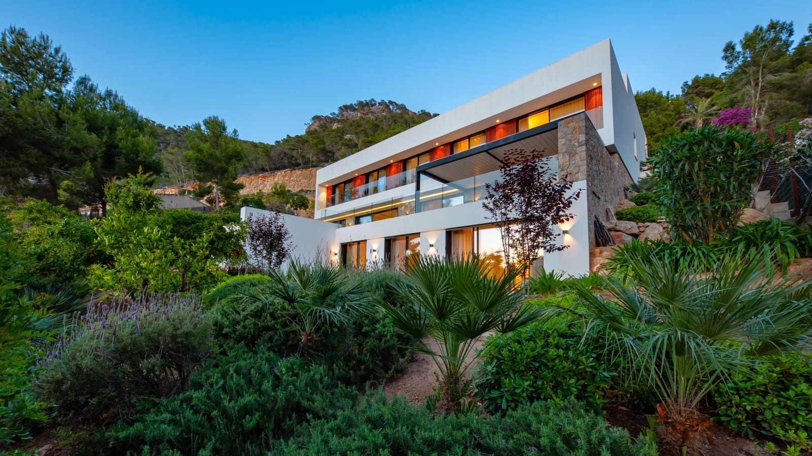 7 quarto Moradia para venda em Puerto de Andratx com piscina garagem - 6 900 000 € (Ref: 8301966)