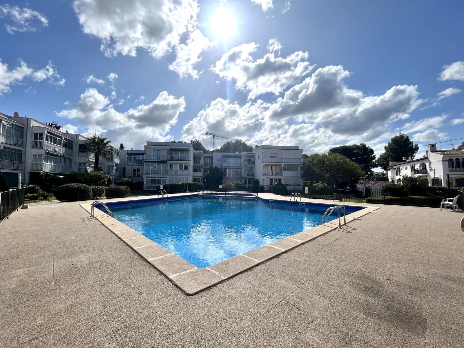 2 chambre Appartement à vendre à Santa Ponsa avec piscine garage - 450 000 € (Ref: 8309913)