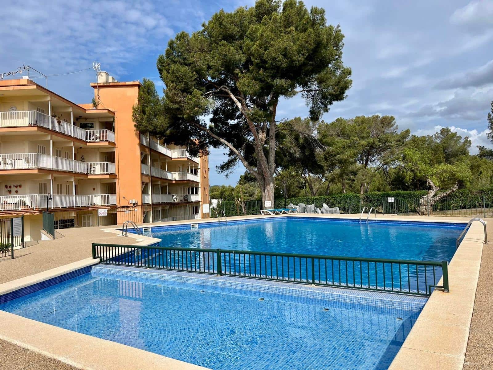2 chambre Appartement à vendre à Santa Ponsa avec piscine garage - 450 000 € (Ref: 8309913)
