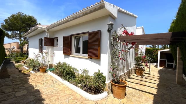 3 sypialnia Willa na sprzedaż w Badia Blava, Llucmajor z basenem garażem - 1 273 000 € (Ref: 8317267)