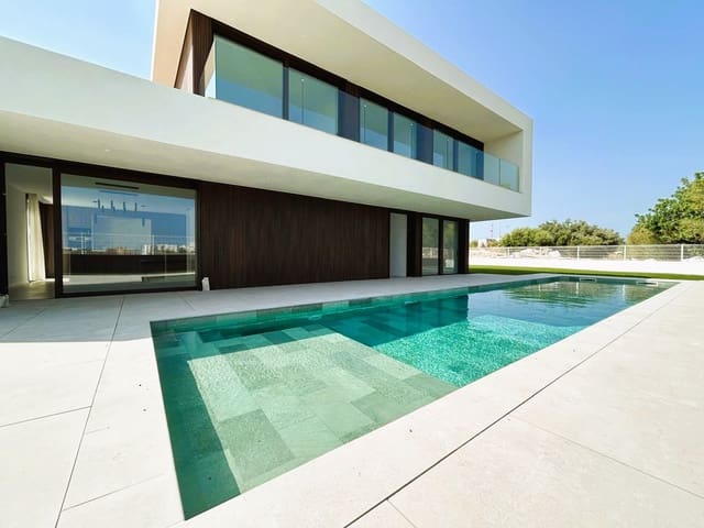 4 soveværelse Villa til salg i Cala Millor, Son Servera med swimmingpool garage - € 1.650.000 (Ref: 8317269)