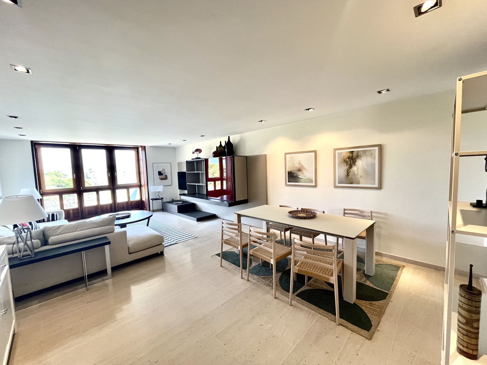 2 bedroom Apartment for rent in Palma de Mallorca with garage - € 3,300 (Ref: 8337272)