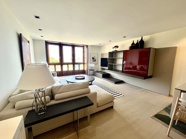2 bedroom Apartment for rent in La Calatrava, Palma de Mallorca with garage - € 3,300 (Ref: 8337272)