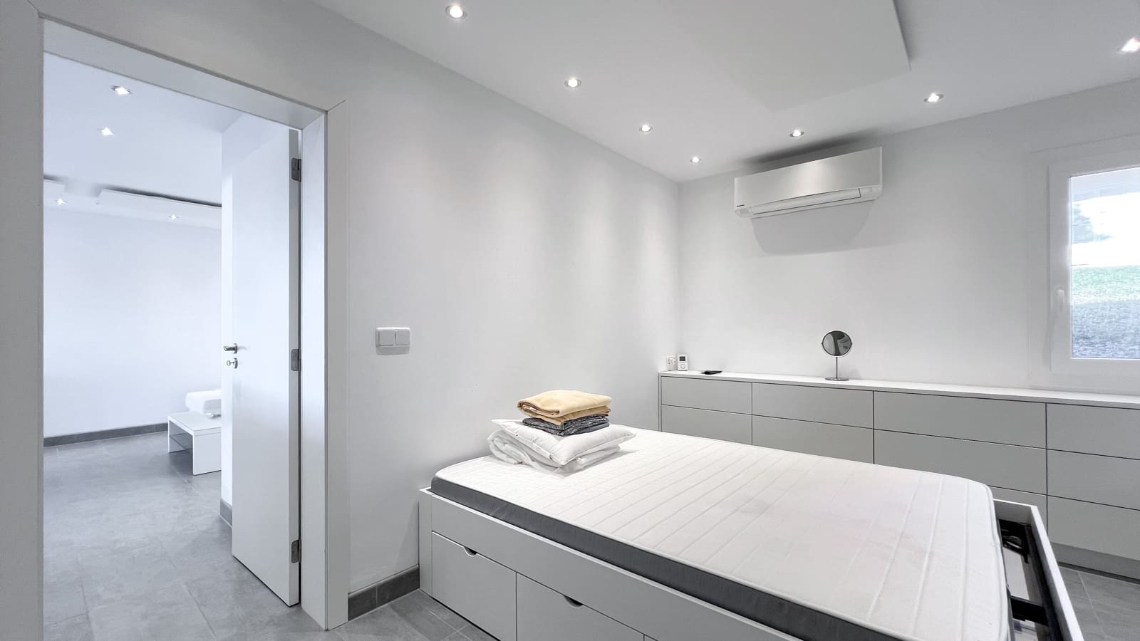 1 soveværelse Lejlighed til salg i Tolleric - € 290.000 (Ref: 8342353)