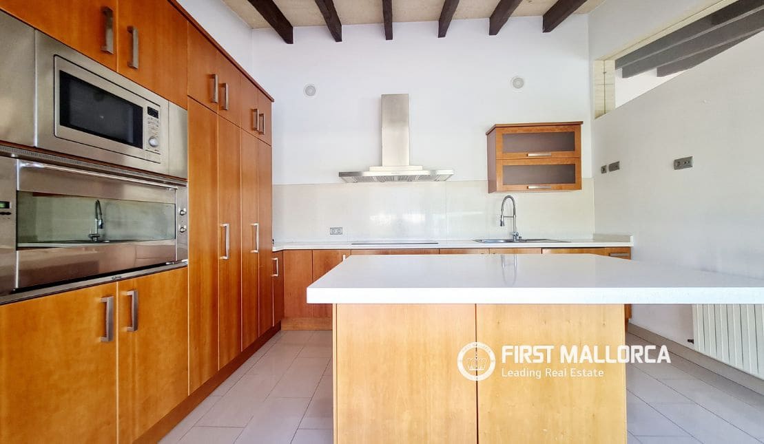 Villa/Maison de 3 chambres à louer à Bunyola avec piscine garage - 6 900 € (Ref: 8342357)