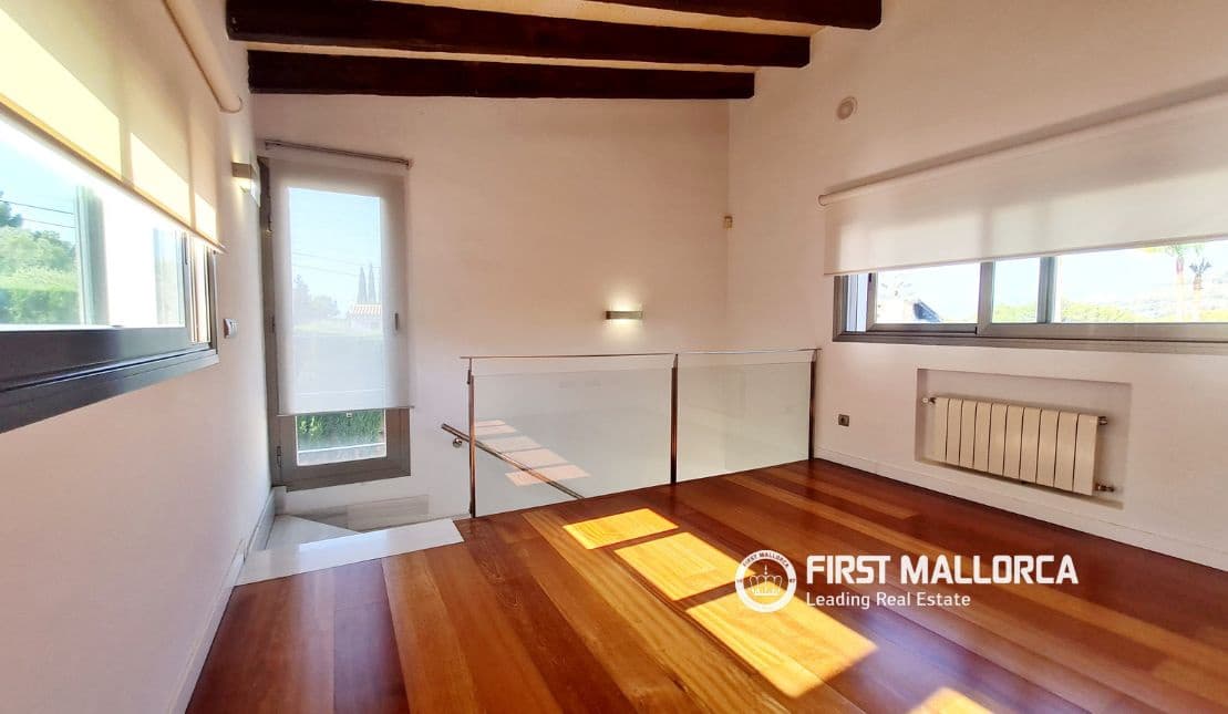 Villa/Maison de 3 chambres à louer à Bunyola avec piscine garage - 6 900 € (Ref: 8342357)